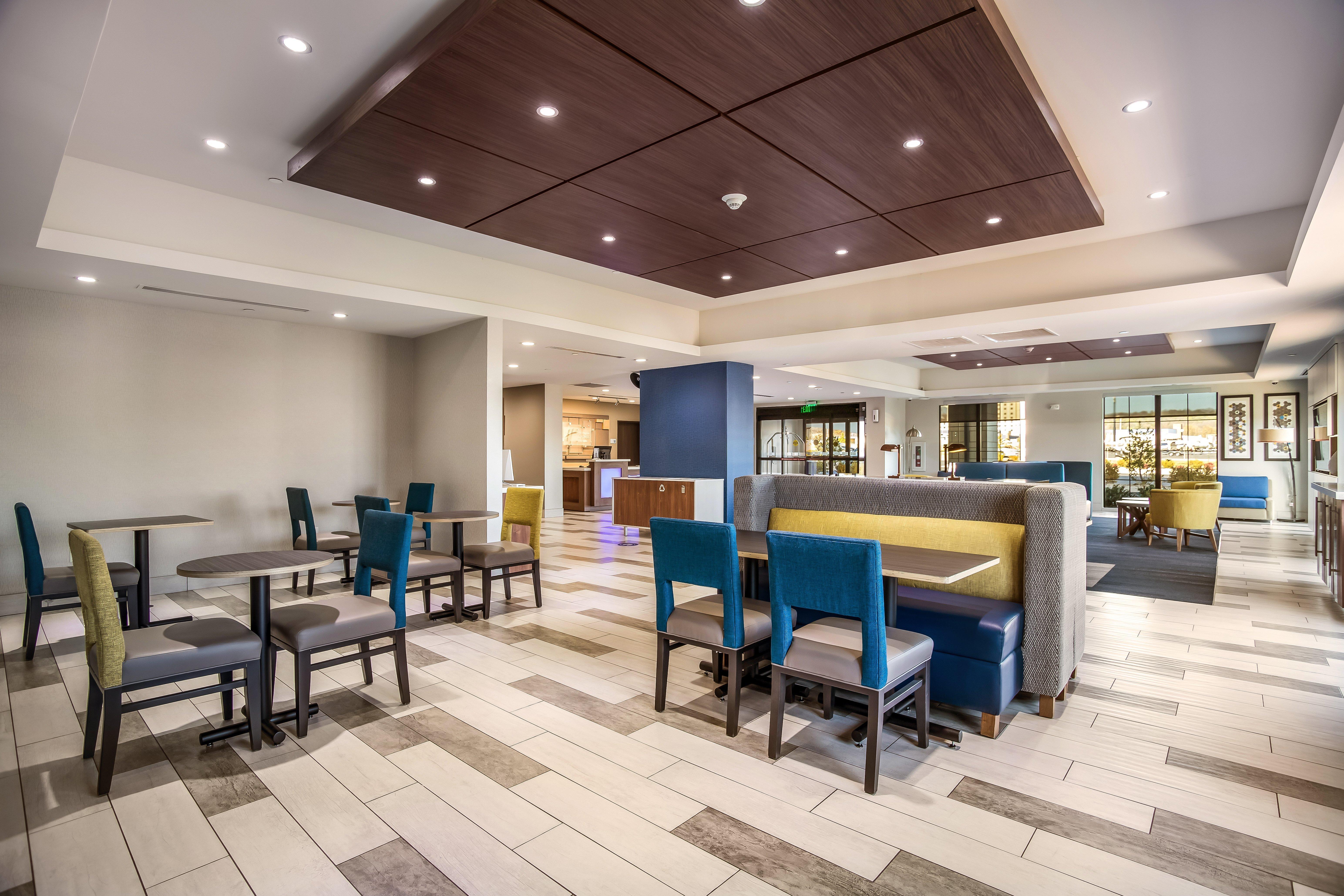 Holiday Inn Express & Suites Tulsa East - Catoosa By Ihg Eksteriør billede