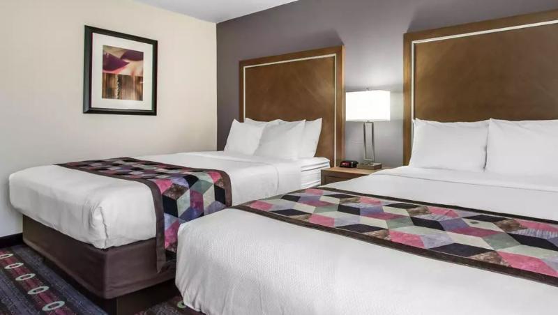 Holiday Inn Express & Suites Tulsa East - Catoosa By Ihg Eksteriør billede