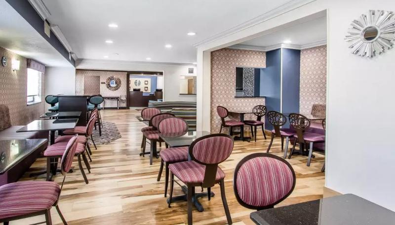 Holiday Inn Express & Suites Tulsa East - Catoosa By Ihg Eksteriør billede